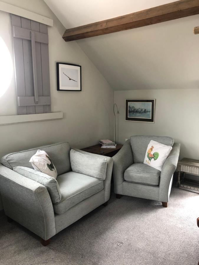 The Jockey Room Hideaway Spurstow Exterior foto